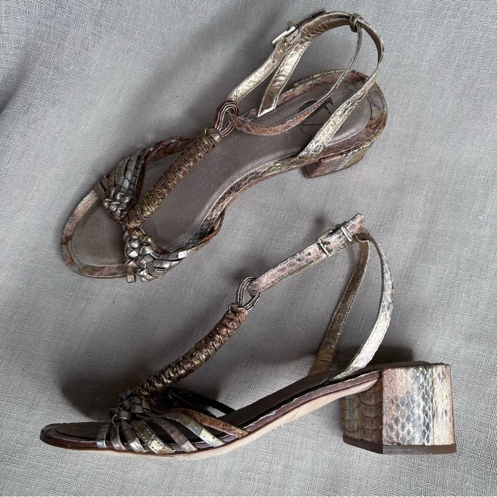 Vince Camuto Forster Reptile Bronze Gold Strappy Sandals 8 - Picture 2 of 14
